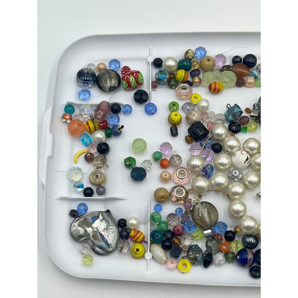 One Pound Mix of Assorted Glass Beads for Jewelry Making, Craft, Repurpose LOT 7 - Picture 2 of 8